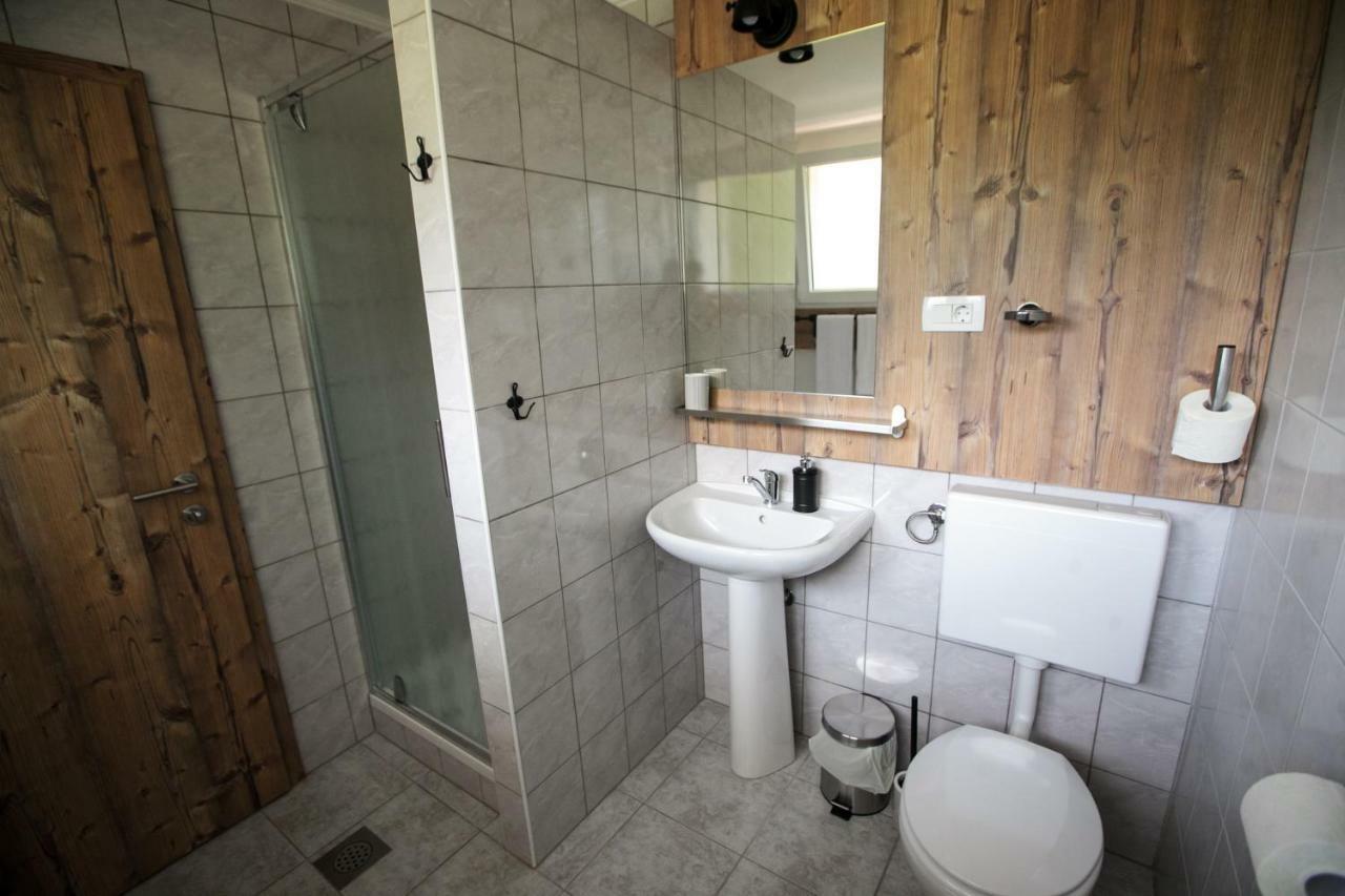 Hisa Poljana Rooms Prevalje Zewnętrze zdjęcie